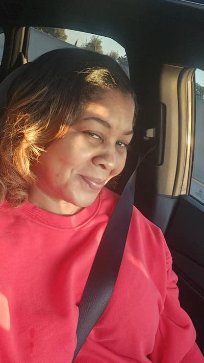 45 Female 1000 Budget Ready to Move Now in US Main Photo