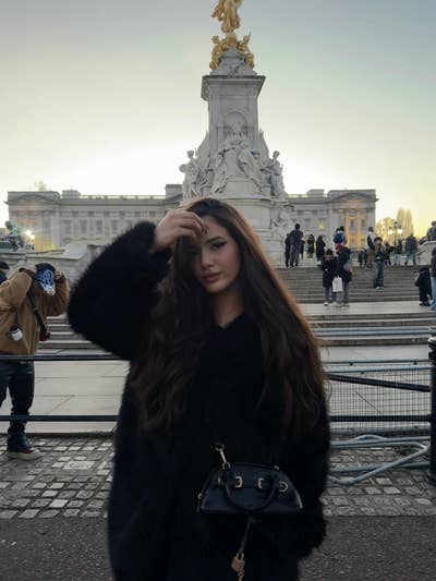 23 year old female needs a room for 1000 monthly Main Photo