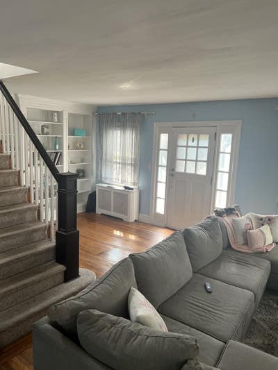 Seeking Female Roommate to Share an Adorable House Main Photo