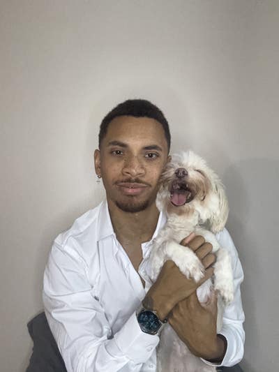 Hiii:) my name is Jt, I have a small dog name... Main Photo