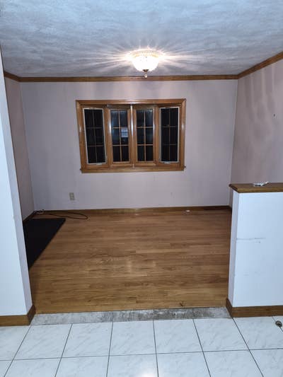 Unbelievable Centrally Located  Main Photo