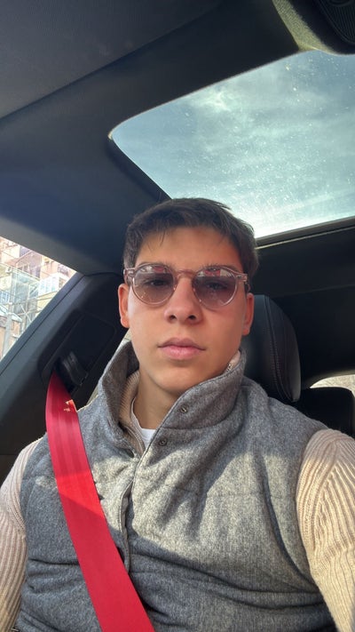 Room wanted in Miami Beach, FL Main Photo