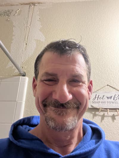 Room wanted in Arlington, TX Main Photo