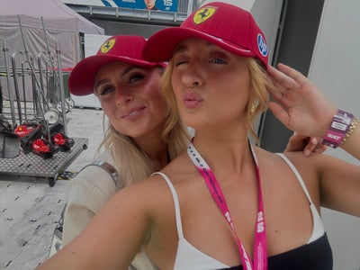 Room needed by professional couple Main Photo