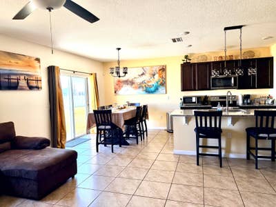 Lakeland Home with Awesome Amenities near airport Main Photo