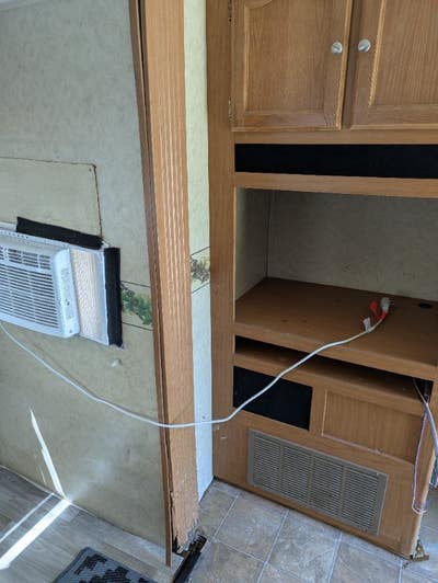 Charming 1BRBA Cottage Retreat in SemmesAL with La Main Photo