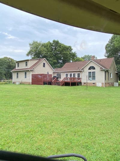 Room for Rent on Country Setting Main Photo