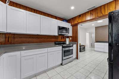 Special 50% Off First Month – Furnished Rooms Main Photo