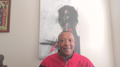 Male needs Newport Beach room for ASAP move in Main Photo