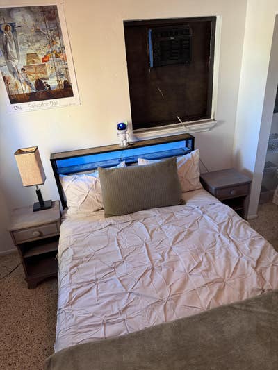 Furnished room for rent Main Photo