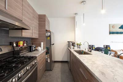 Furnished Room Available Near JM/L/G – Flexible Da Main Photo