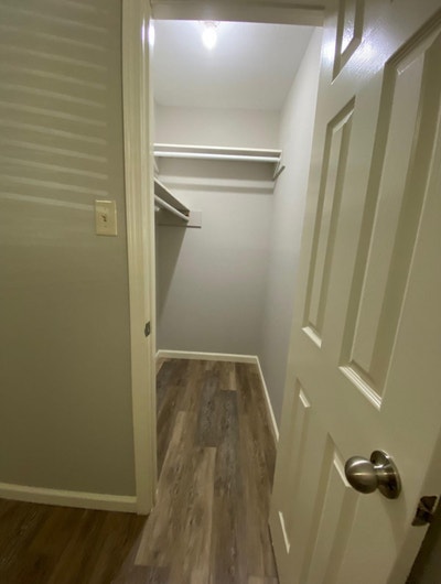 Spacious Room for Rent  Main Photo