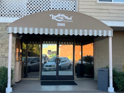 Large Bedroom with full bathroom  Main Photo