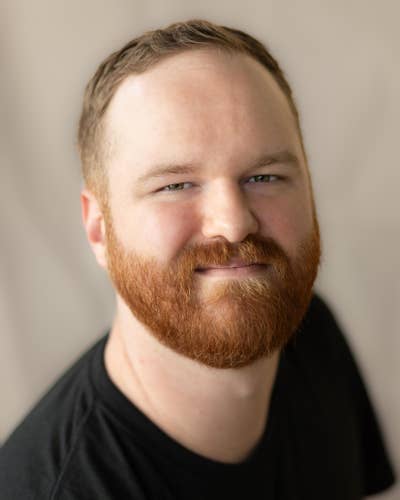 Actor and musician needs Los Angeles room now Main Photo