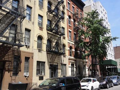 Studio available now on the UES E77th furnished Main Photo