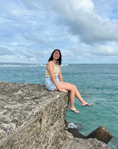 Female student needs room in LA from June 25 Main Photo