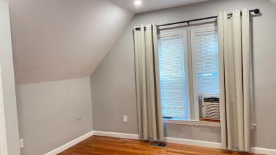 Private Top_Floor Room in Renovated Allston Townh Main Photo