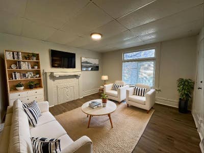 1 Bed 1 Bath ApartmentCentral Salt Lake City! Main Photo