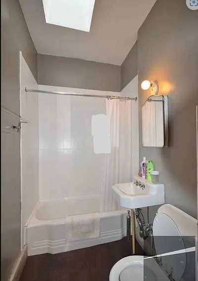 Studio Apartment for Rent – 696 Park Place, Brookl Main Photo