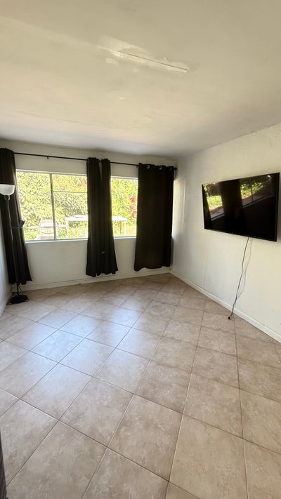 Room for rent in Stanton (next to Anaheim) Main Photo