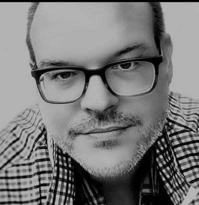 Reliable male looking for West Hollywood room Main Photo