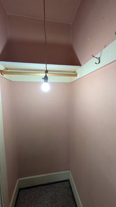 1 Bedroom In House With 2 Roommates Main Photo