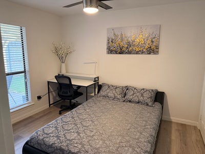 Bedroom w/ Dedicated Private Bath Main Photo