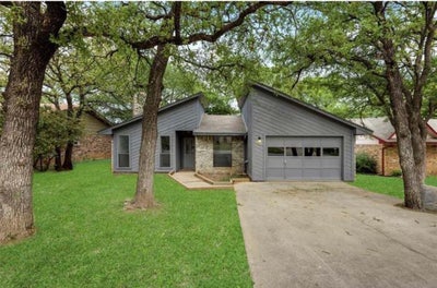 2 Bedroom House close to TWU and UNT Main Photo