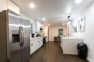 Renovated home Near Downtown Atlanta | Utilities I Main Photo