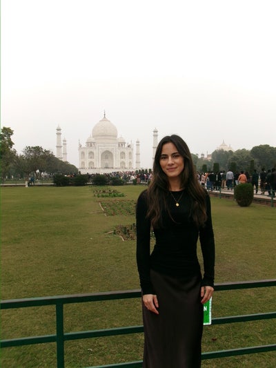 29F grad student looking for room or roommate Main Photo