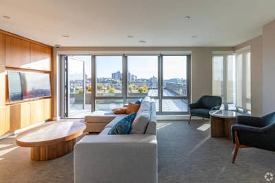 Cozy Studio in Heart of Clinton Hill Main Photo