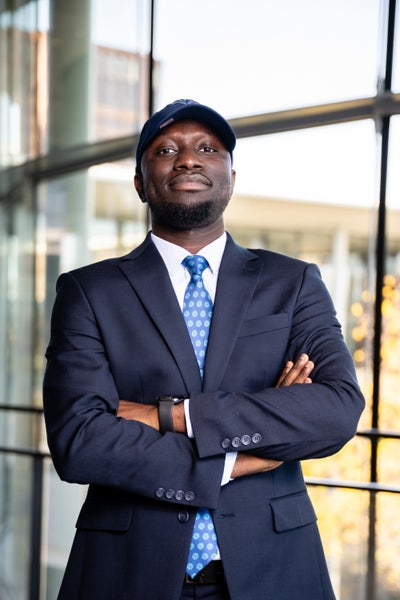 Professional Male seeks a small or large room Main Photo