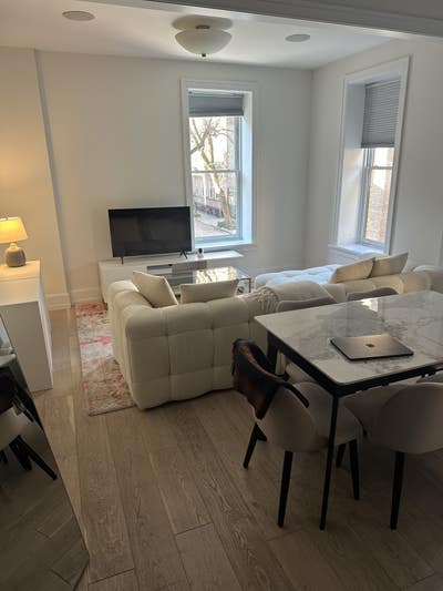 Shared flat in the heart of West Village Main Photo