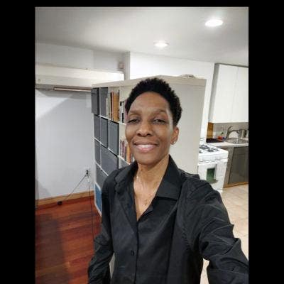 FT Honor Student needs Clean/Quiet Rm w/ba/parking Main Photo