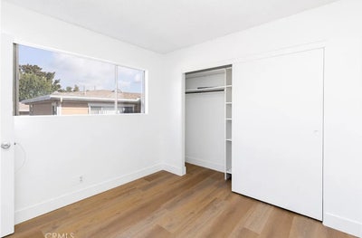 Looking for a Roommate preferably female  Main Photo