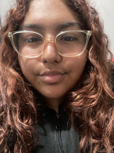 Female needs room in Pasadena or Los Angeles Main Photo