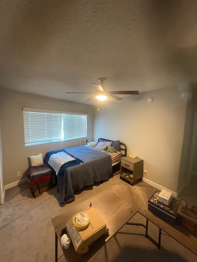 Studio City open room Main Photo