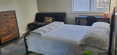 Furnished Room Main Photo