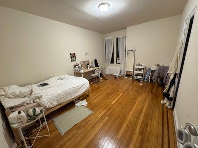 Furnished Room with Manhattan View – Female Pref Main Photo