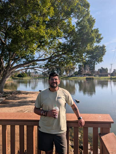 Male worker looking for a room in Playa Vista Main Photo