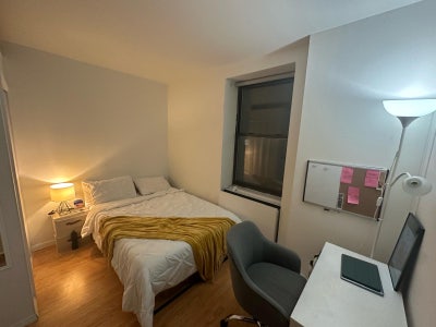 4 Month fully furnished room in luxury building  Main Photo