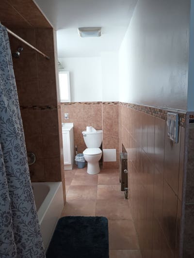 Room for rent Main Photo