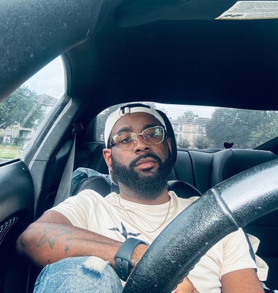 Room wanted in Houston Main Photo