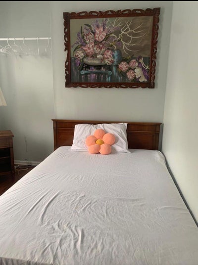 Nice  Furnished Room For  Rent! Main Photo
