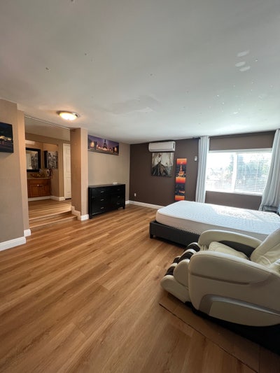 Great Area!! 600sqft Master suite@ Phil ips Ranch Main Photo