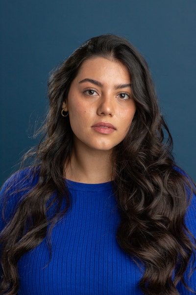 Female student looking for a room in LA Main Photo