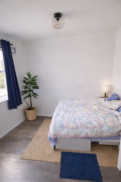 Oceanside Room Main Photo