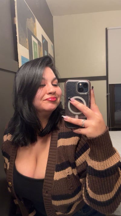 Student looking for a room in OC. Main Photo