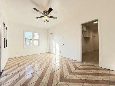 Description: Please text or call +805~284~3298 for Main Photo