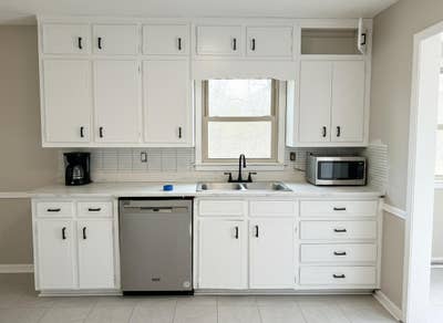  Join a community of professionals at a newly reno Main Photo